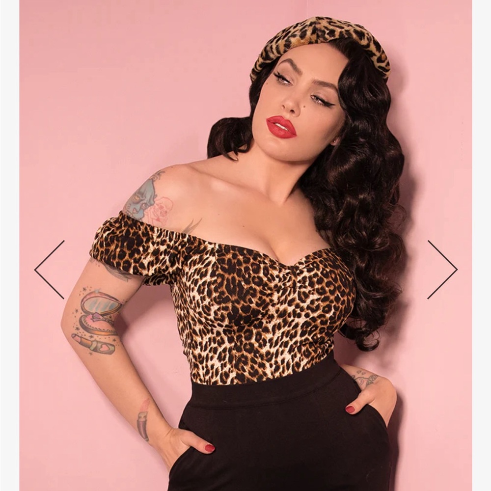 POWDER PUFF TOP IN WILD LEOPARD PRINT - VIXEN BY MICHELINE PITT